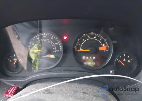 2016 Jeep Patriot Latitude z USA, uszkodzony, nr VIN 1C4NJRFB7GD626454